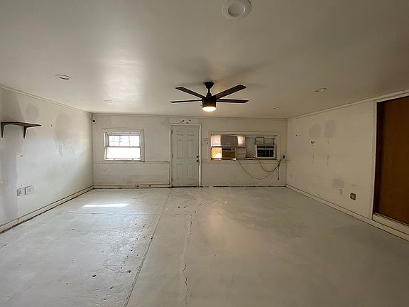 2nd image of 1288 Fm 2088