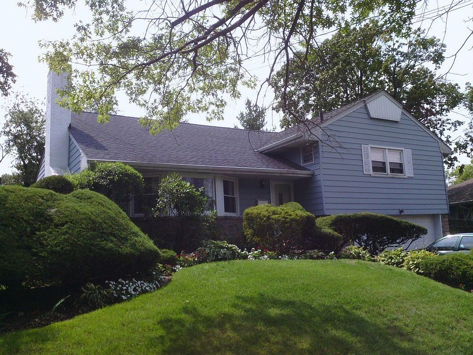 Great curb appeal