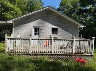 216 Collins St, Sneedville, TN 37869