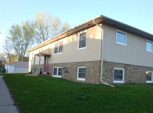 401 27th St NE APT 4, Rochester, MN 55906