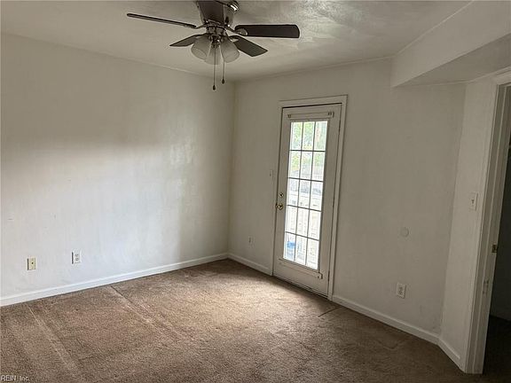 5th image of 1232 Norview Ave