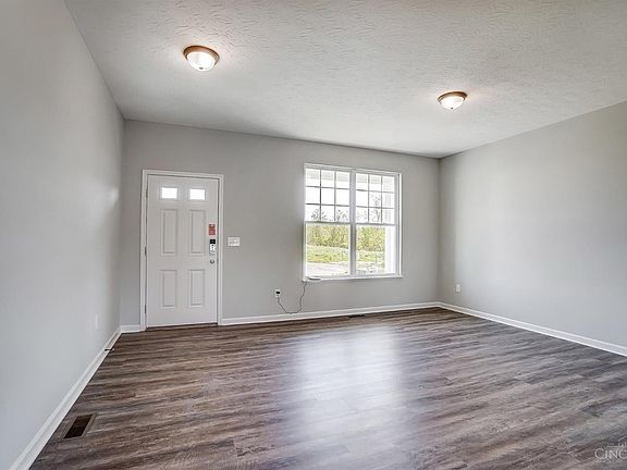 5th image of 7513 Pheasant Run Ct