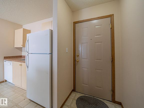 5th image of 260 Spruce Ridge Rd #205