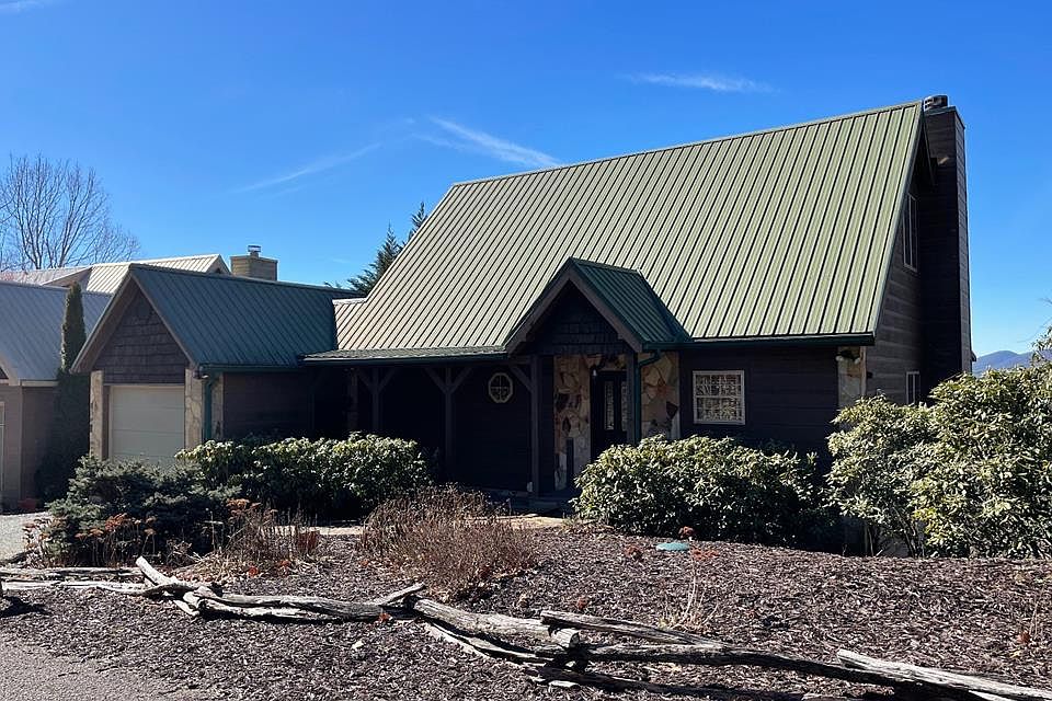 1st image of 680 Kanuga St