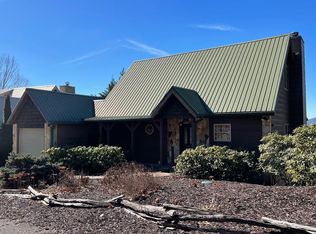 680 Kanuga St, Hiawassee, GA 30546