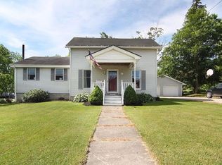 42 Main St, Forestville, NY 14062