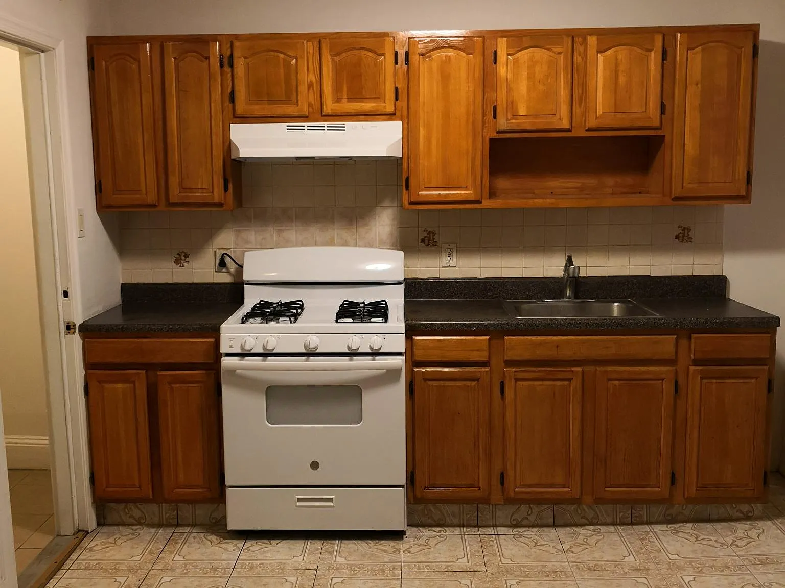 432 Mallory Ave — Photo 4