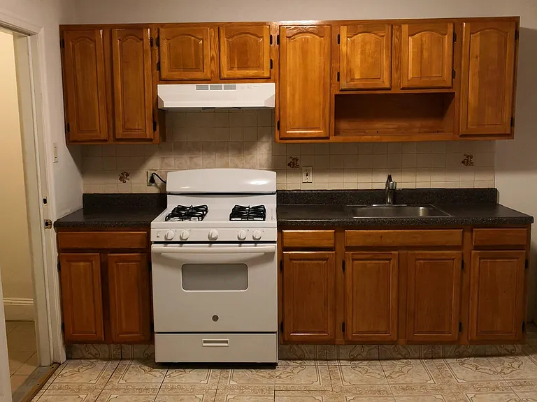 432 Mallory Ave #2 — Photo 4