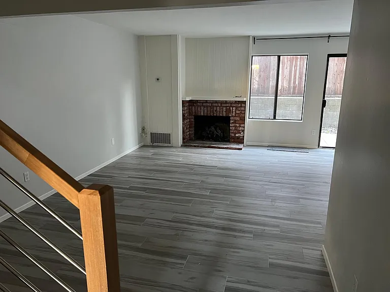 304 Campbell Ln — Photo 6