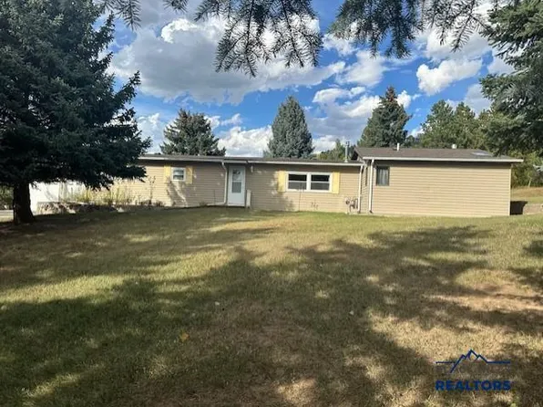 2602 Spring Brook Rd, Rapid City, SD 57702