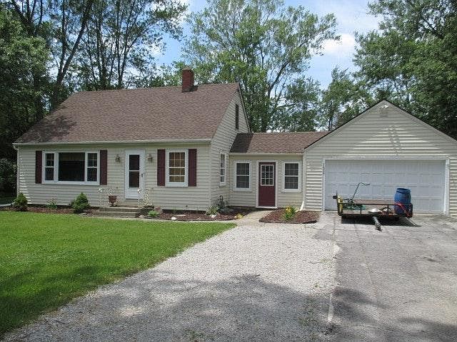 1st image of 1624 Reckeweg Rd