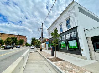 708 Wealthy St SE APT P, Grand Rapids, MI 49503