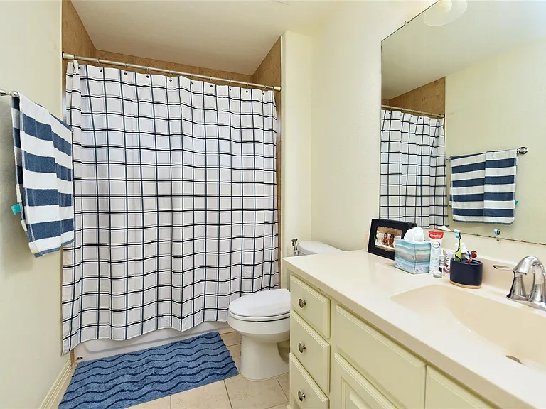 13117 Stoneleigh Terrace Dr — Photo 34