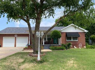 1316 N Grand Blvd, Duncan, OK 73533