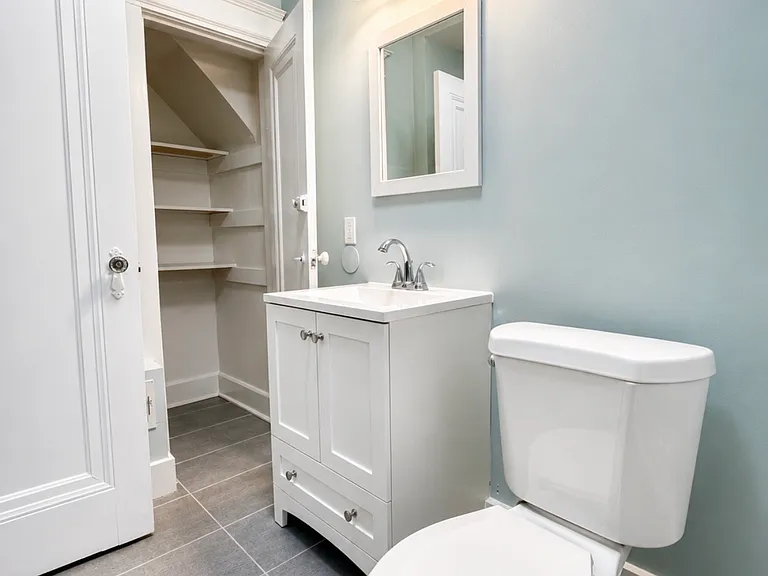 19 S Vassar Sq #3 — Photo 9