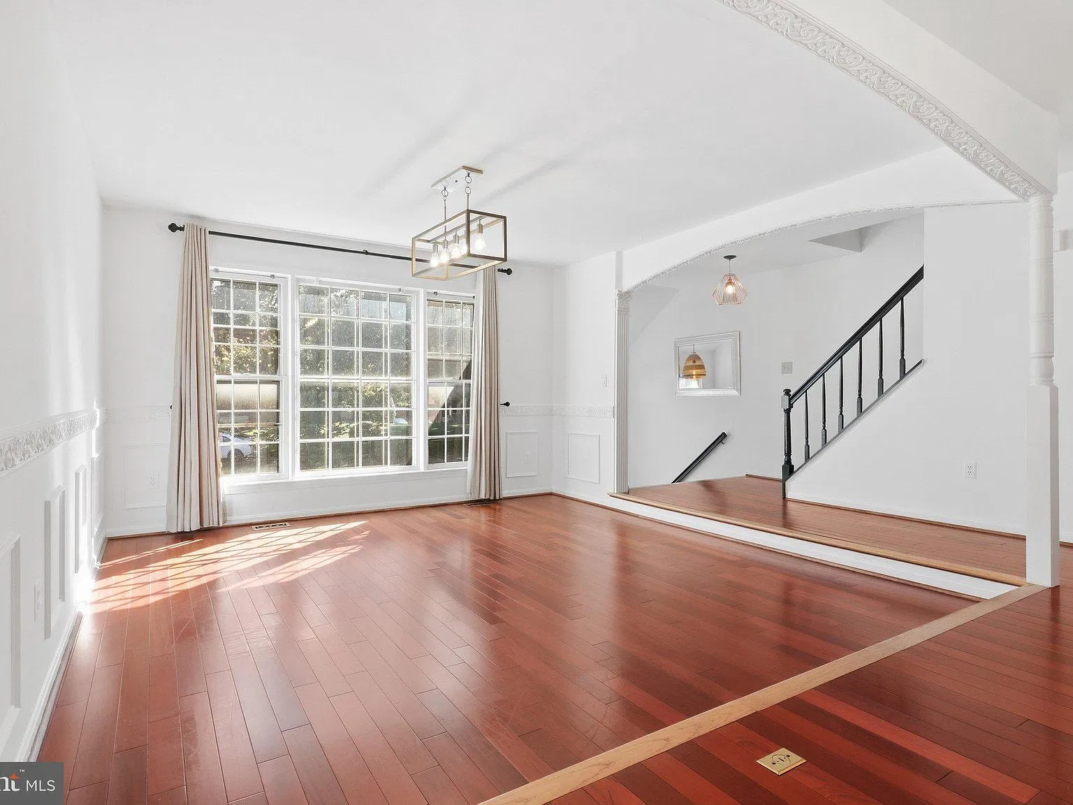 3 bed, 4.0 bath, 1720 sqft, $3,250 — Photo 4