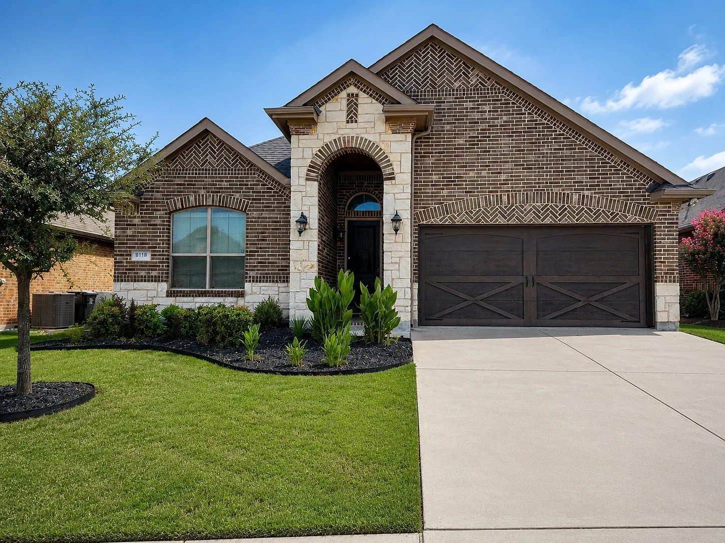 8118 Loretta Day Dr — Photo 1