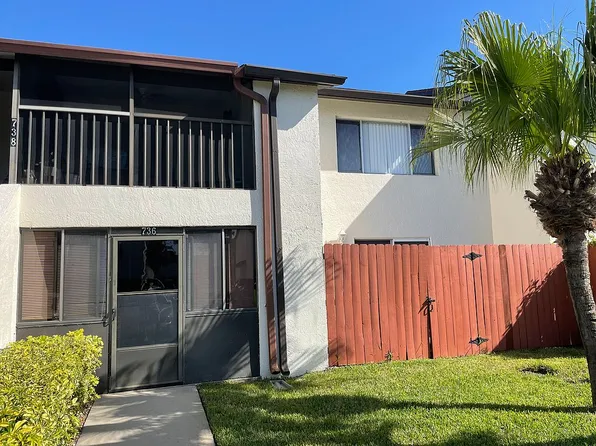 736 Ridge Club Dr #51, Melbourne, FL 32934