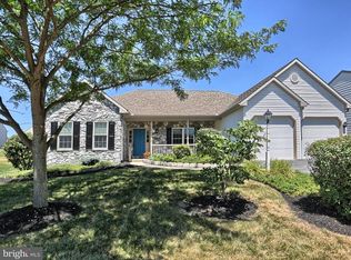45 Randolph Dr, Elizabethtown, PA 17022