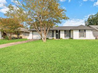 7706 Deadwood Dr, Houston, TX 77040