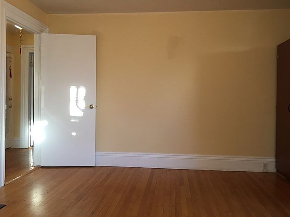 5th image of 177 Elm St Unit 2