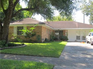 2906 Mulberry Ln, Pasadena, TX 77502