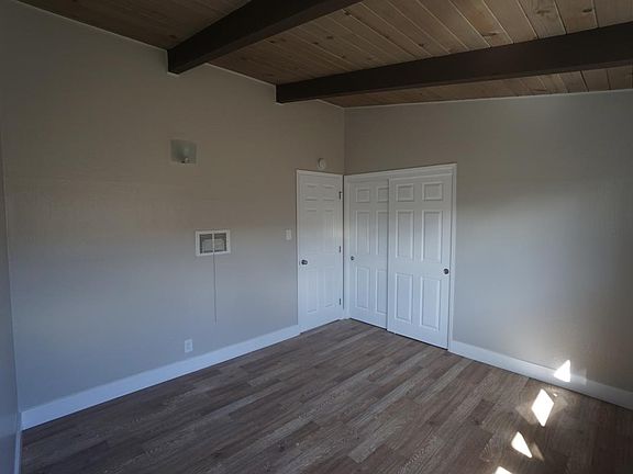 5th image of 739 N Amphlett Blvd APT 4