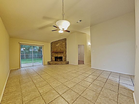 3rd image of 16007 Eastcape Dr