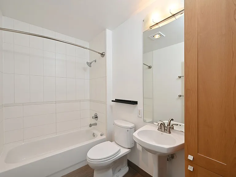 1610 Belmont Ave #513 — Photo 13