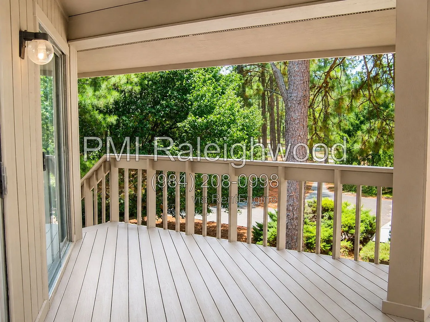 2 bed, 2.0 bath, 1010 sqft, $1,325 — Photo 4