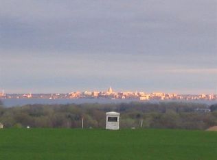 1710 Blue Ridge Trl, Waunakee, WI 53597