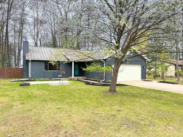 507 Chippewa Trl, Prudenville, MI 48651