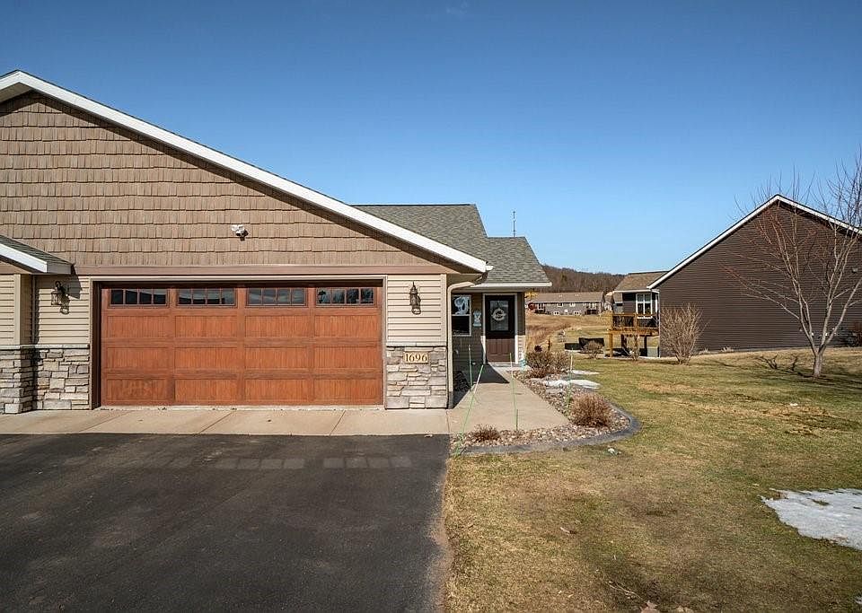 1st image of 1696 Timber Trail