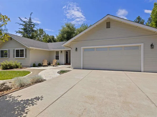 12972 Hollow Dr, Sonora, CA 95370