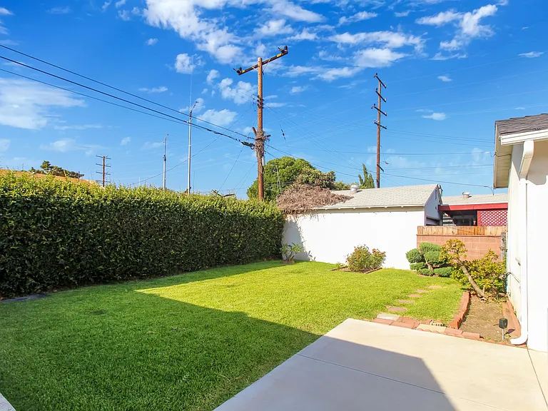 10667 Hallwood Dr — Photo 19