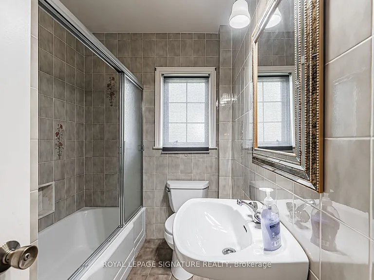 59 Parkview Hill Cres — Photo 24