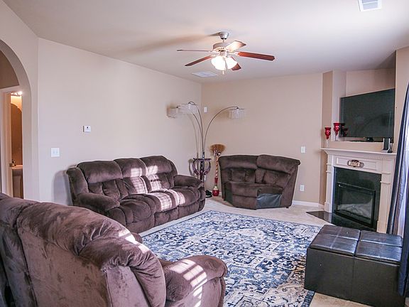 5th image of 7295 Roundstone Dr