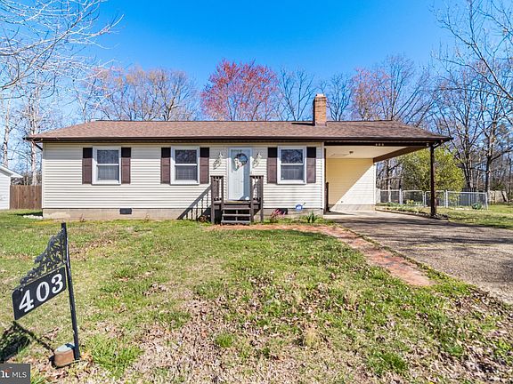 2nd image of 403 Linden Ln