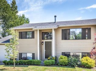 7425 89th Ave SE, Snohomish, WA 98290