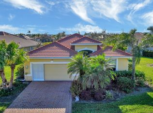 6289 Falcon Lair Dr, North Port, FL 34287