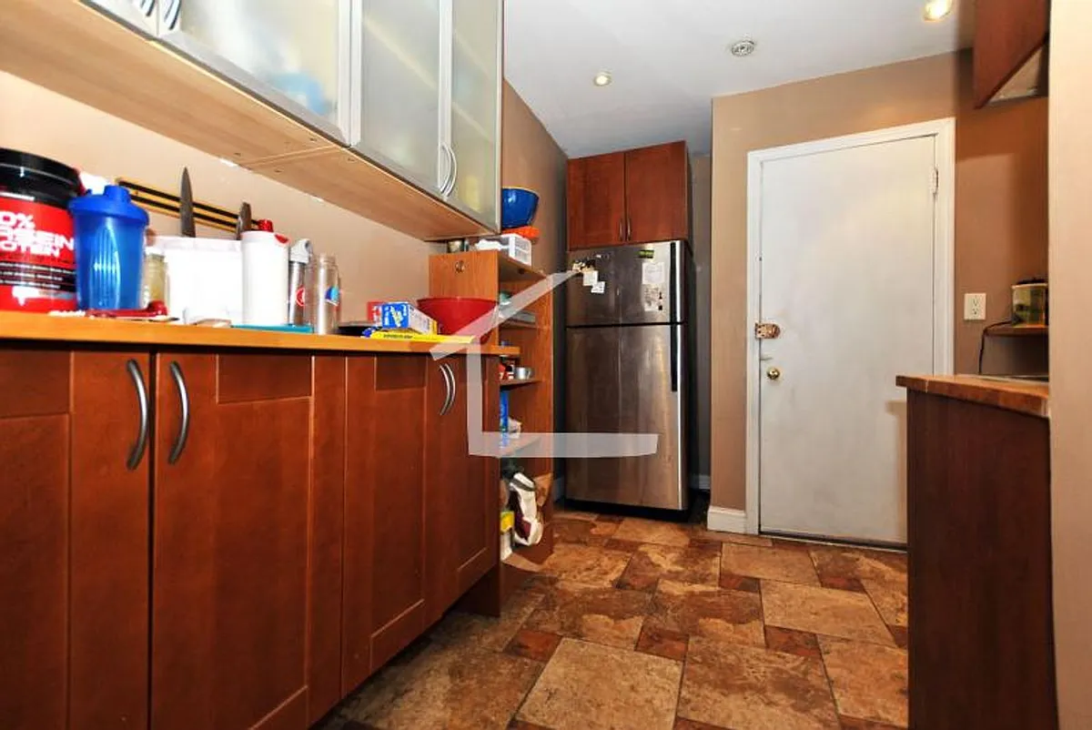 Building Photo - 1311 Commonwealth Ave #9