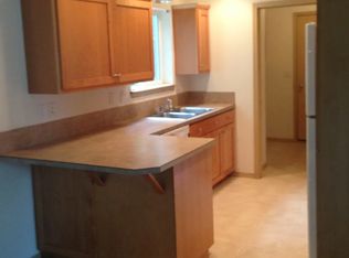 844 SE 117th Ave, Portland, OR 97216