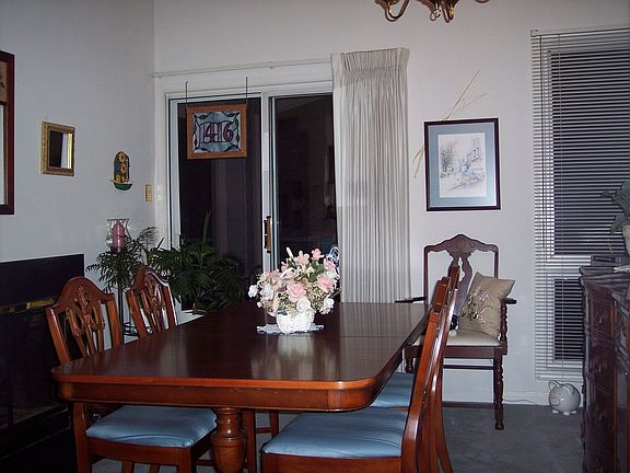 DR w/ Soaring Cath Ceilings