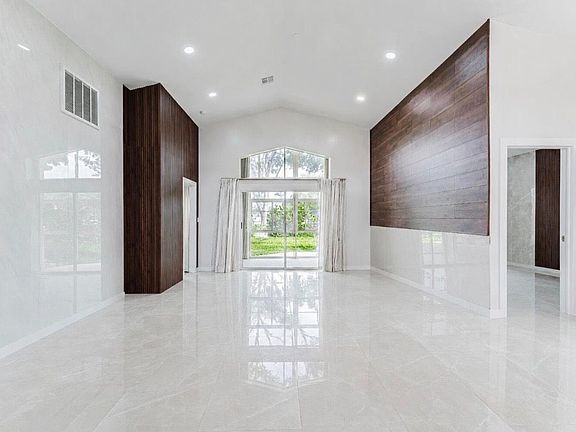 2nd image of 7512 Eagle Point Dr