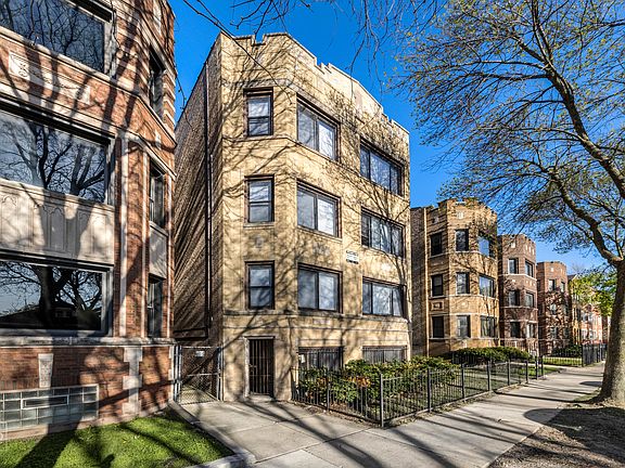 3rd image of 7719-7721 S Yates Ave #4085742