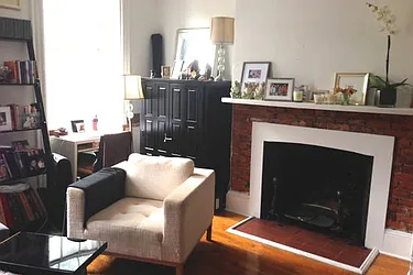 Rented by Aimee Grodanz, LREB