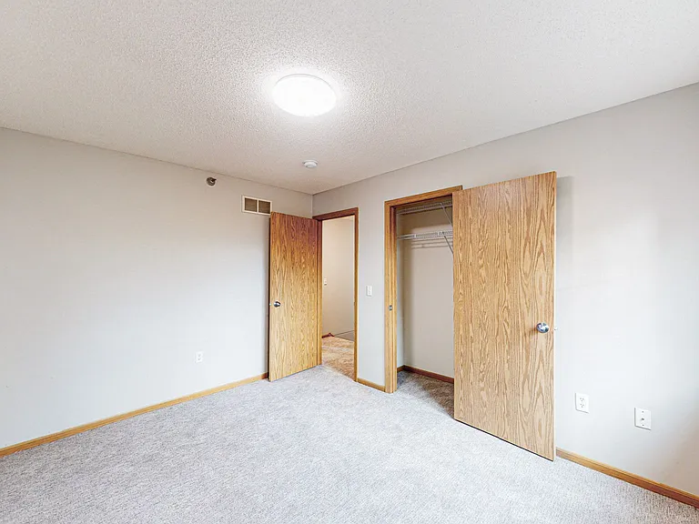 Cedar Pointe Townhomes — Photo 115