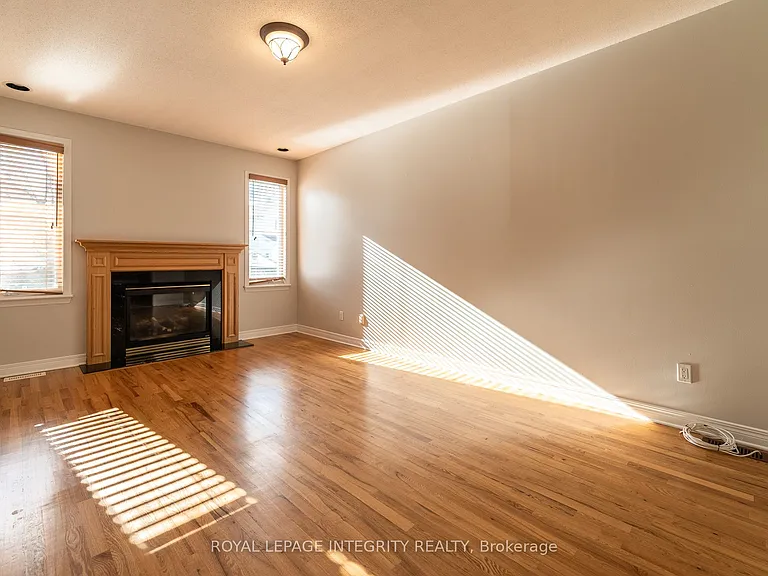 12 Maple Stand Way — Photo 6