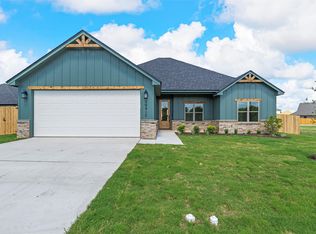 10917 Granada Dr, Waco, TX 76708