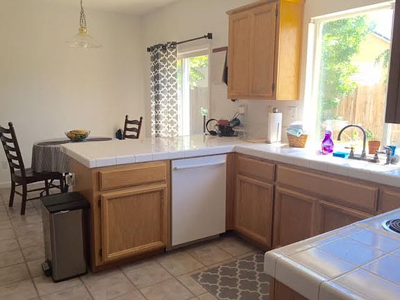 4th image of 356 Avila Dr